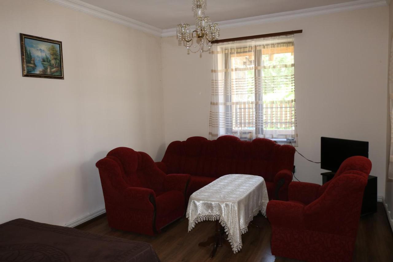 Villa Shamakhyan Dilijan Exteriör bild