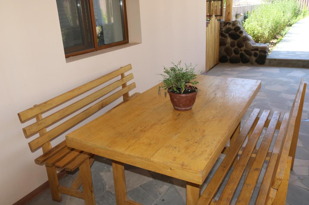 Villa Shamakhyan Dilijan Exteriör bild