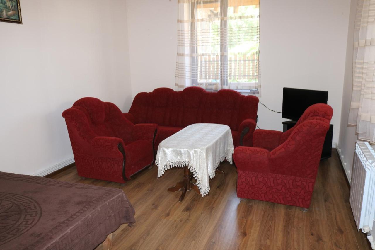 Villa Shamakhyan Dilijan Exteriör bild