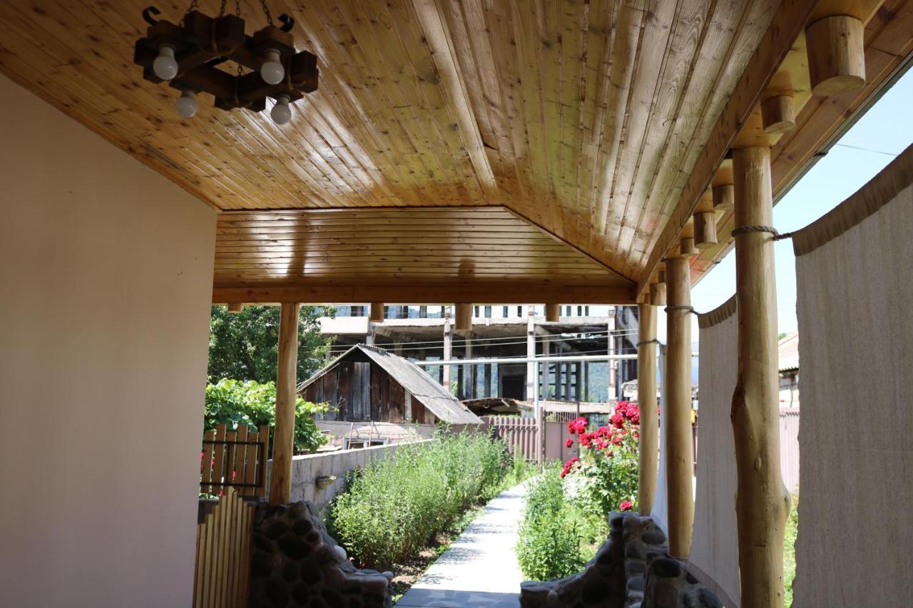 Villa Shamakhyan Dilijan Exteriör bild